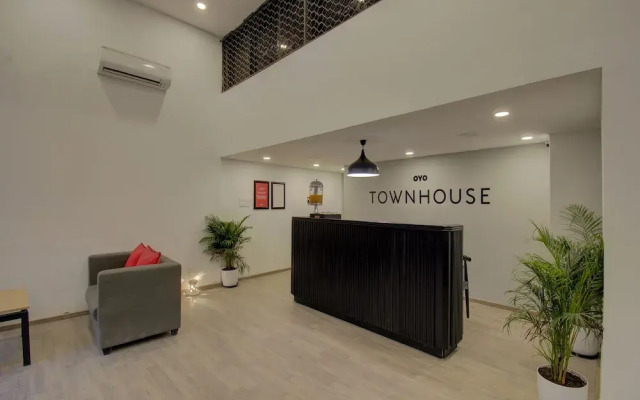 OYO Townhouse 170 Shagun Hotel