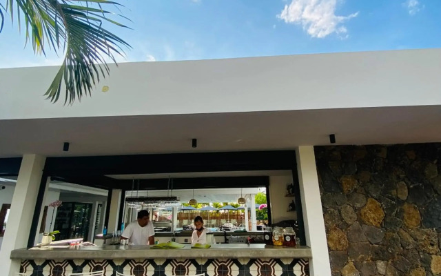 Hôtel Latitude 21