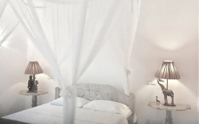 Beach Luxury Apartment On The Beach