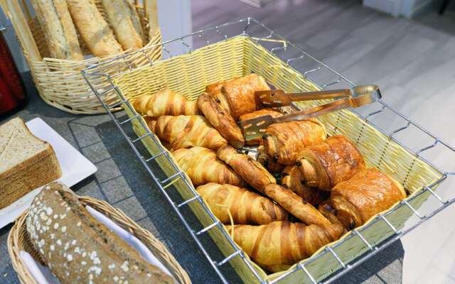 Comfort Hotel Evreux