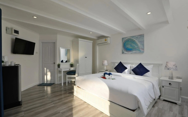 Kata White Villas