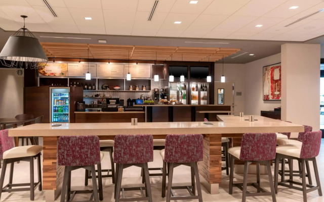 Courtyard by Marriott Cleveland Elyria