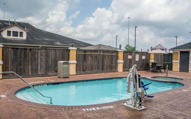 Sleep Inn And Suites Pearland - Houston South