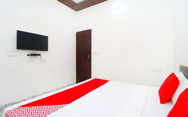 Oyo 41965 Hotel New Bury