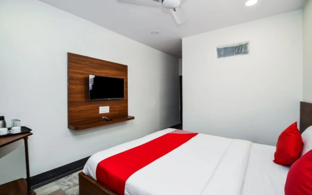 Hotel Mayur by OYO Rooms