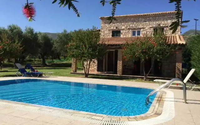 Rizolia Villas Lithakia