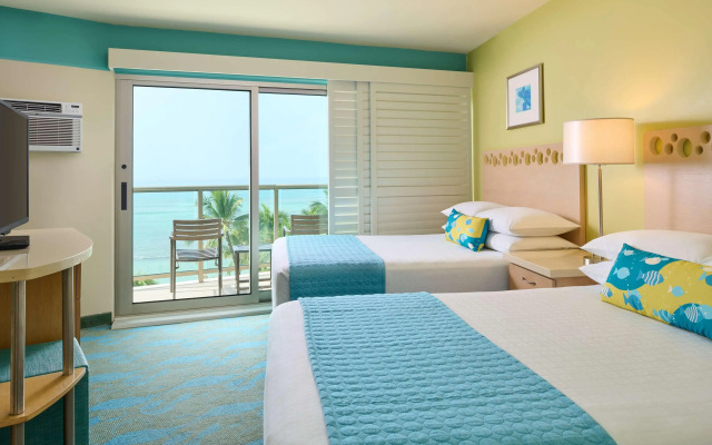 Aston Waikiki Circle Hotel