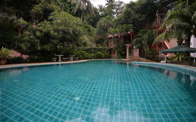 Baan Lukkan Patong Resort