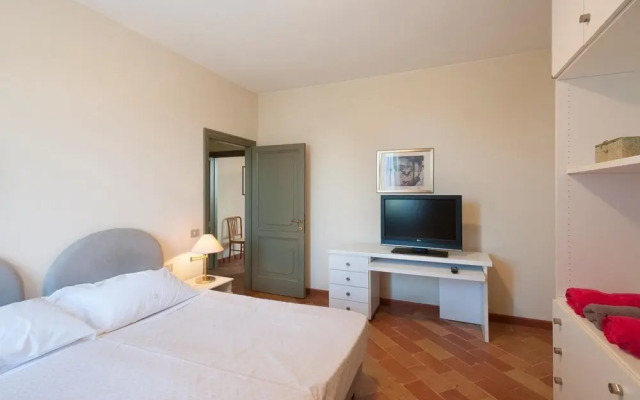 Stunning Apartment in Pesaro With Wifi and 2 Bedrooms