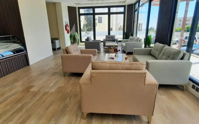 Golden Tulip Abha