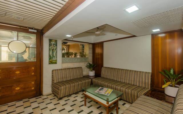 OYO 10248 Hotel Sahar International