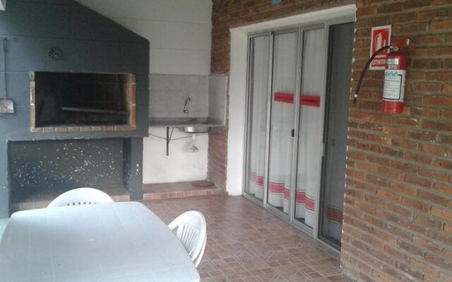 Brisas Del Rio Apart Hotel