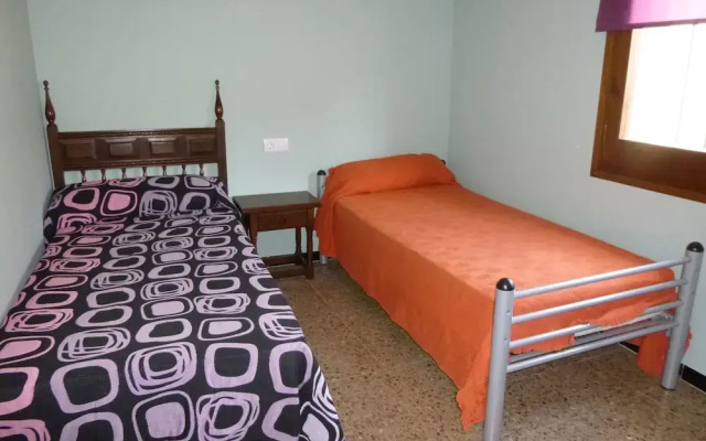 Spacious Holiday Home With Enclosed Garden in Empuriabrava