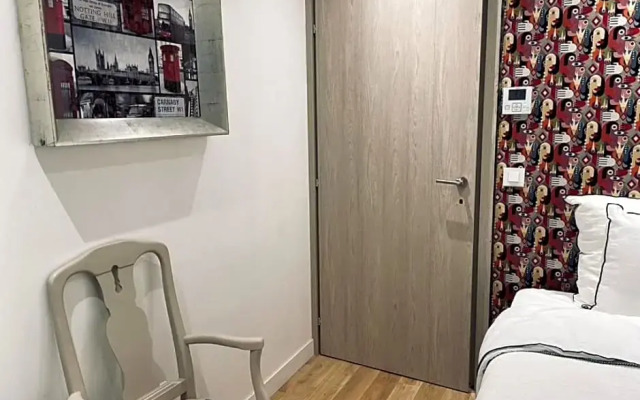 Venue C , Luxury 6 Bedroom Mansion