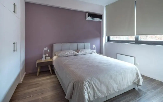 THE apartment 2 BDRS/2 BATHS luxury residence