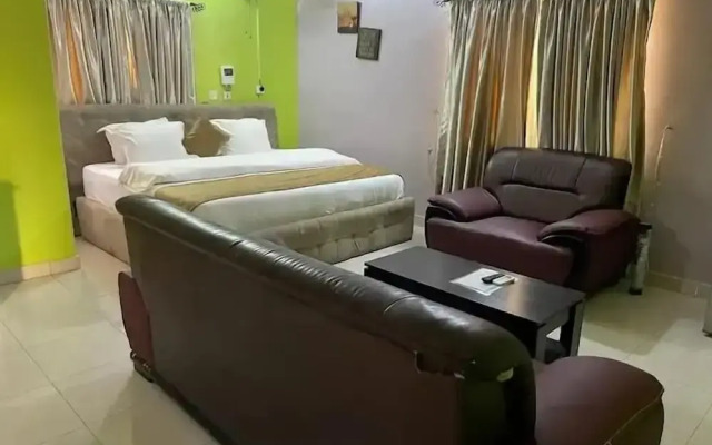 The Harmony Oasis Hotel and Suites
