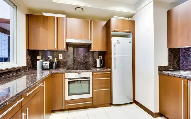 Fairmont North Luxury 2 BR Apt Palm