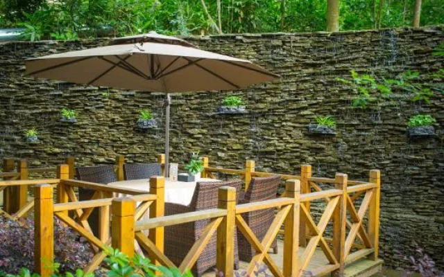 Bluesky Hotel & Resort