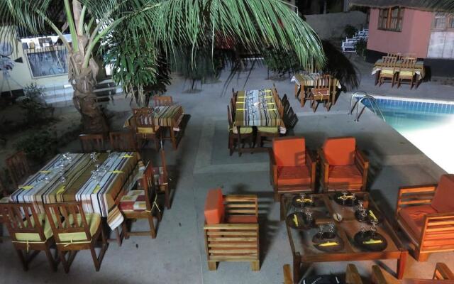 Fromager Lodge