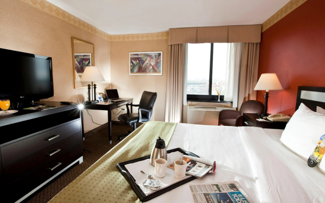 Holiday Inn LaGuardia Airport