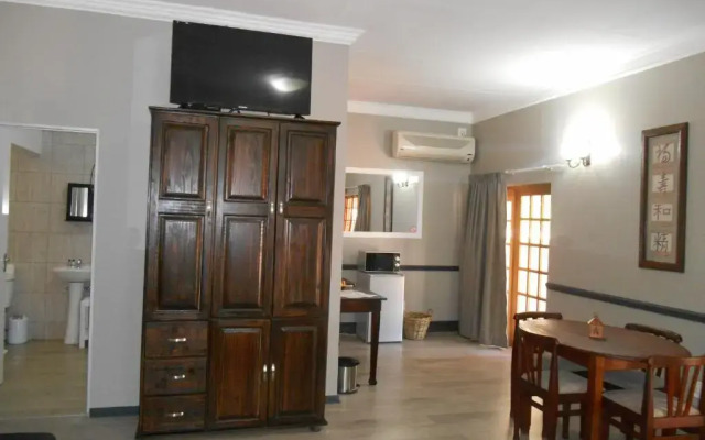 Oakwood Lodge