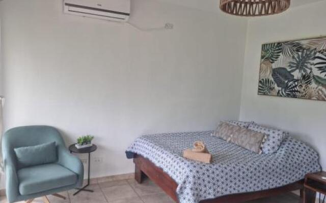Izu Place Cabinas Las Orquideas