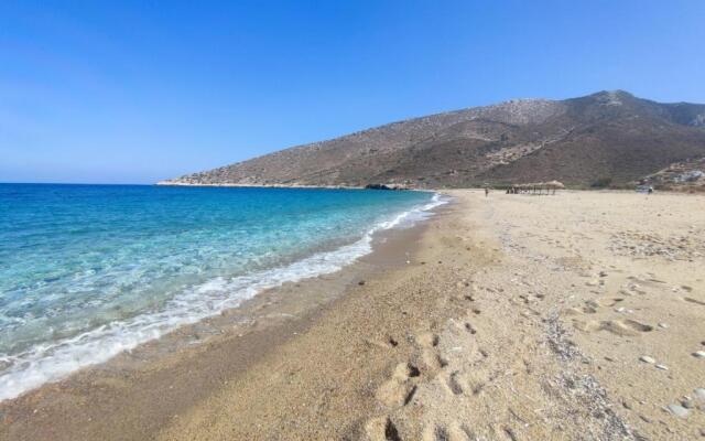 Ios Suite Atellier-Cozy Stone Retreat near the sea