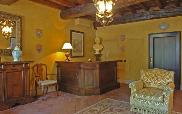 Отель Residenza Torre di San Martino