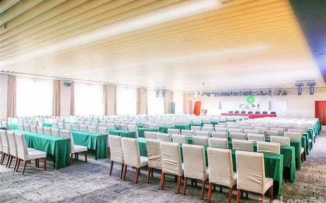 Erdos Sunshine Lateqi Ost Hotel