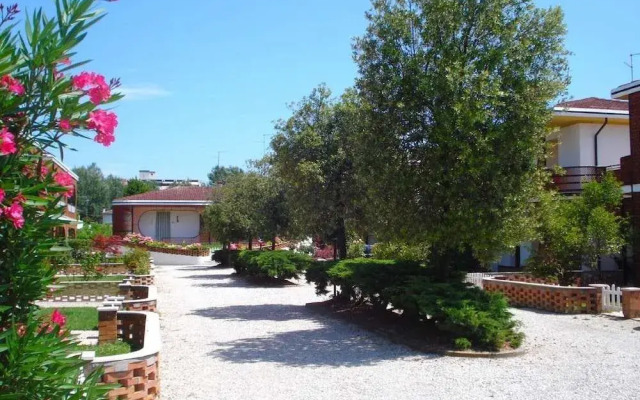 Belvilla by Oyo Villa Fabienne 32