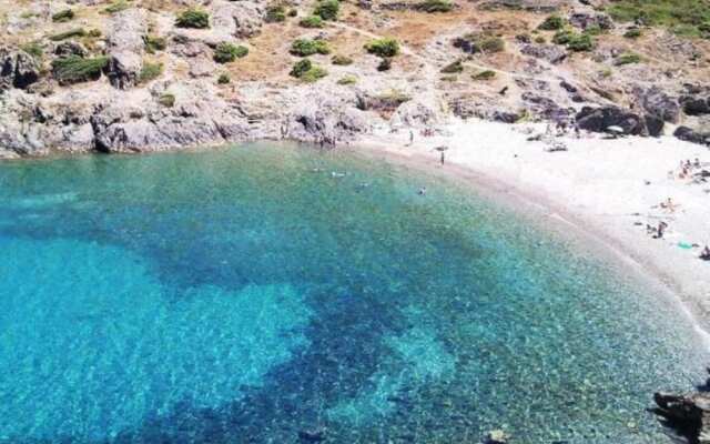 106315 - Apartment in Port de la Selva