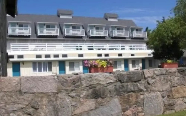 The Windswept Inn