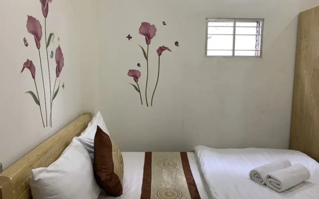 Moon Light Hostel