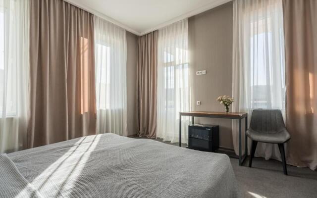 Hotel History • სასტუმრო ისტორია
