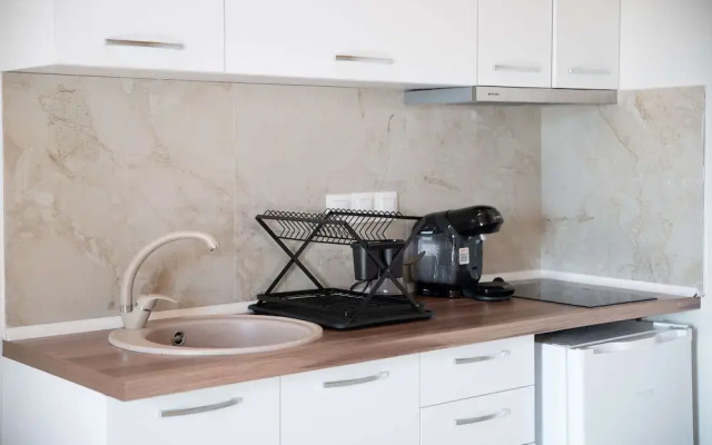 Chalkidiki s Seaview Escape - Cozy Summer Getaway