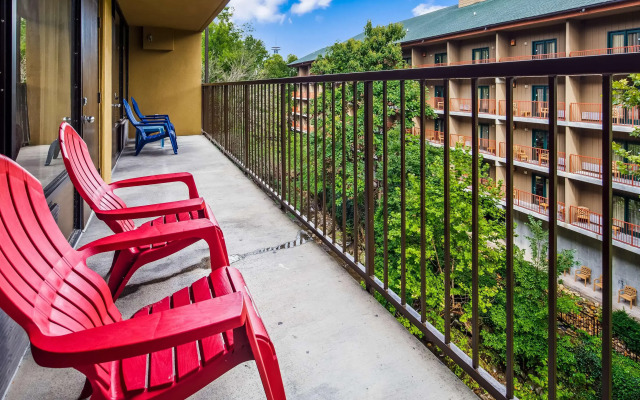 SureStay Plus Hotel by Best Western Gatlinburg