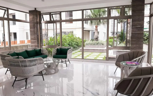 Highest Value 1BR Apartment at M-Town Signature