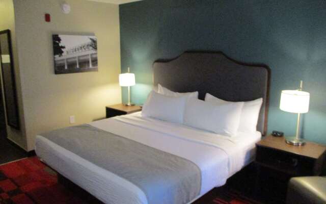 Super 8 Bismarck North