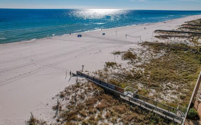 Beautiful 3br/2ba Beachfront Condo,sleeps 8