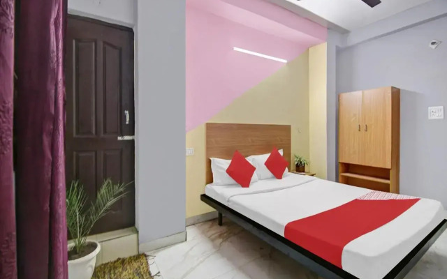 OYO Flagship 70370 Silver Inn