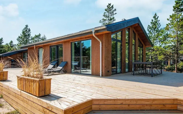 6 Person Holiday Home in Romo