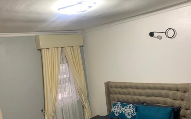 Captivating 3-bed Apartment in Ikeja