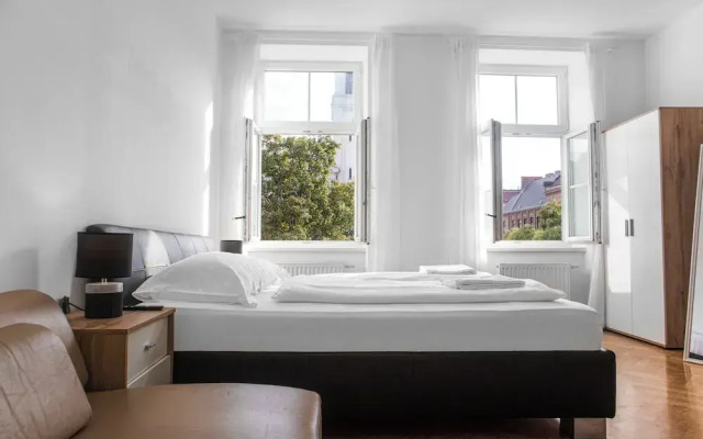 Perfect 7BR Stay Near Hauptbahnhof