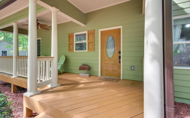 'serene Shores' Lakefront House w/ Dock!