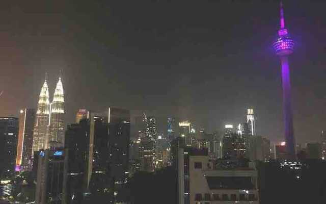 Luxurious Condo in Heart of Kuala Lumpur With Rooftop Garden