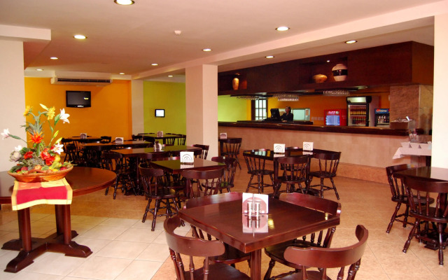 Avila Hotel