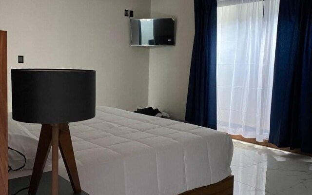 Quieto Hotel Suites