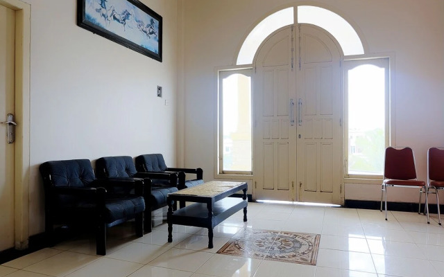 OYO 1426 Assyifa Hotel