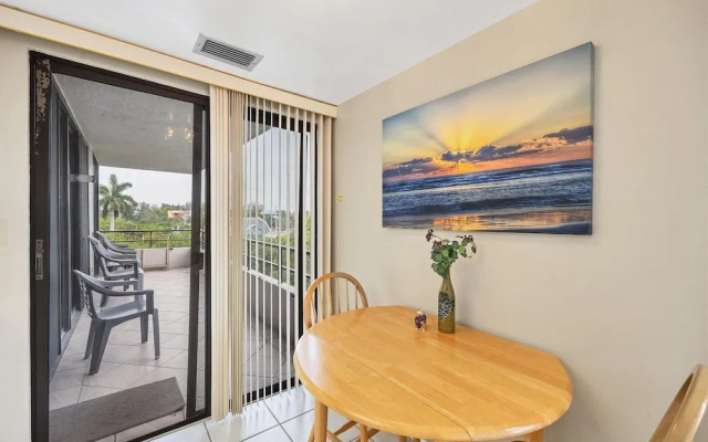 6415 Midnight Pass Road Unit 304