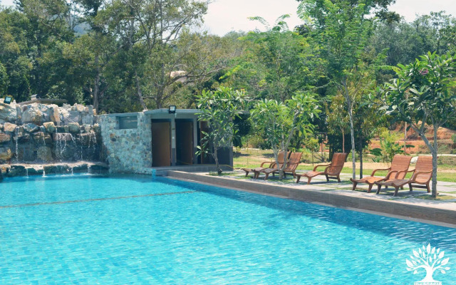 The Acacia Retreat